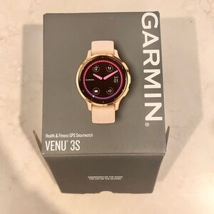 Garmin Venu 3S Smartwatch - Ivory and Gold